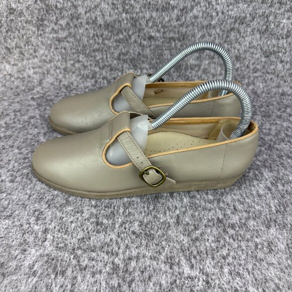 ✅Softspots Womens 6.5M Casual Gray/Tan Leather Low Wedge Shoes Mary Jane Flats - Picture 6 of 12